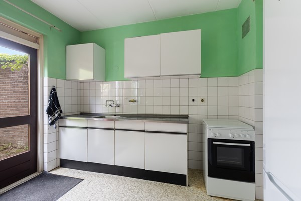 Medium property photo - Domela Nieuwenhuisstraat 14, 3354 AE Papendrecht